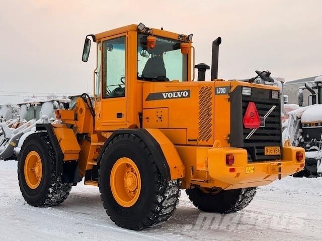 Volvo L70D  휠로우더