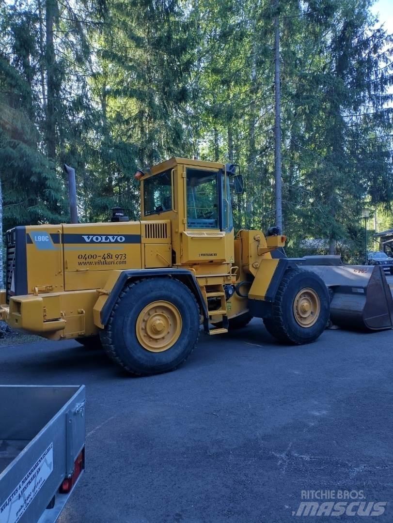 Volvo L90C  휠로우더