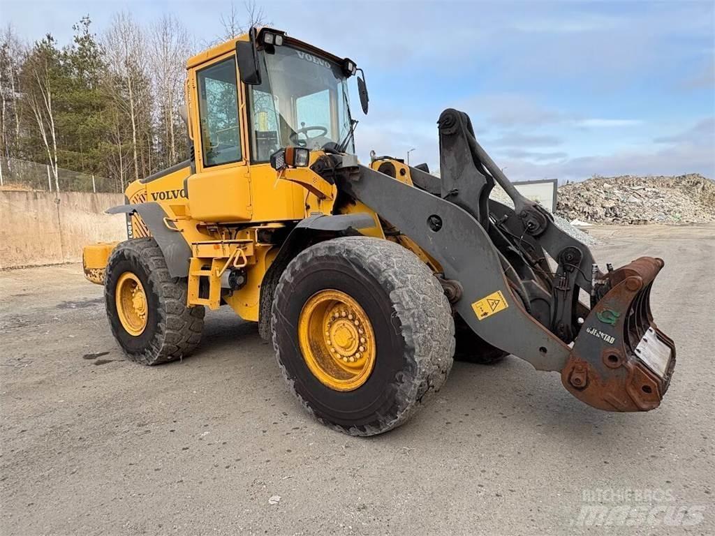 Volvo L90E  휠로우더