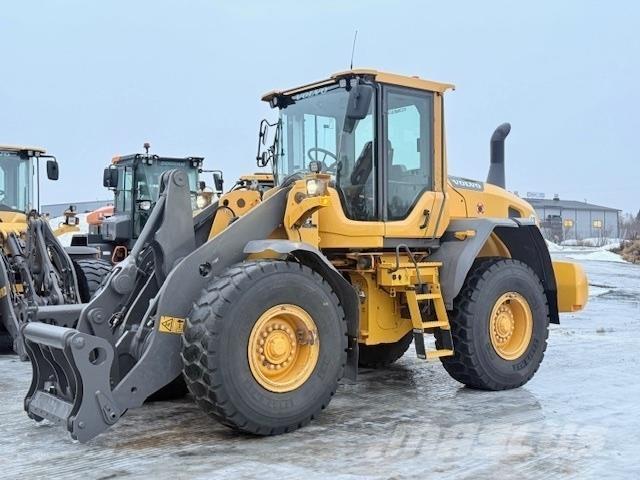 Volvo L90G  휠로우더