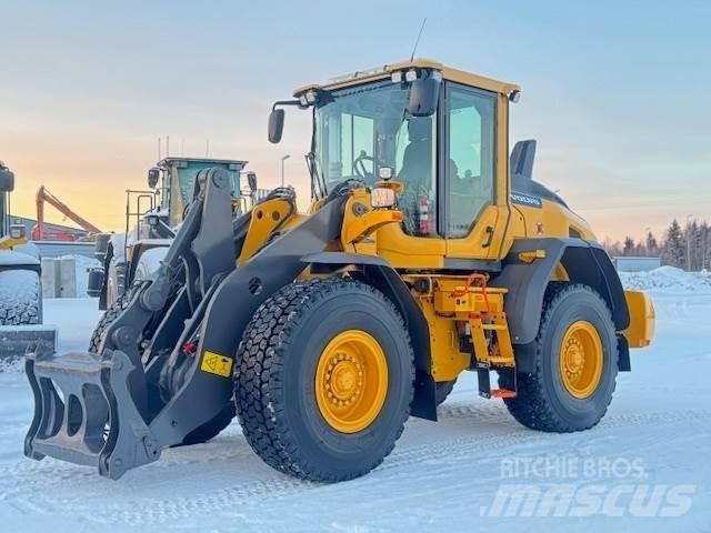 Volvo L90H  휠로우더