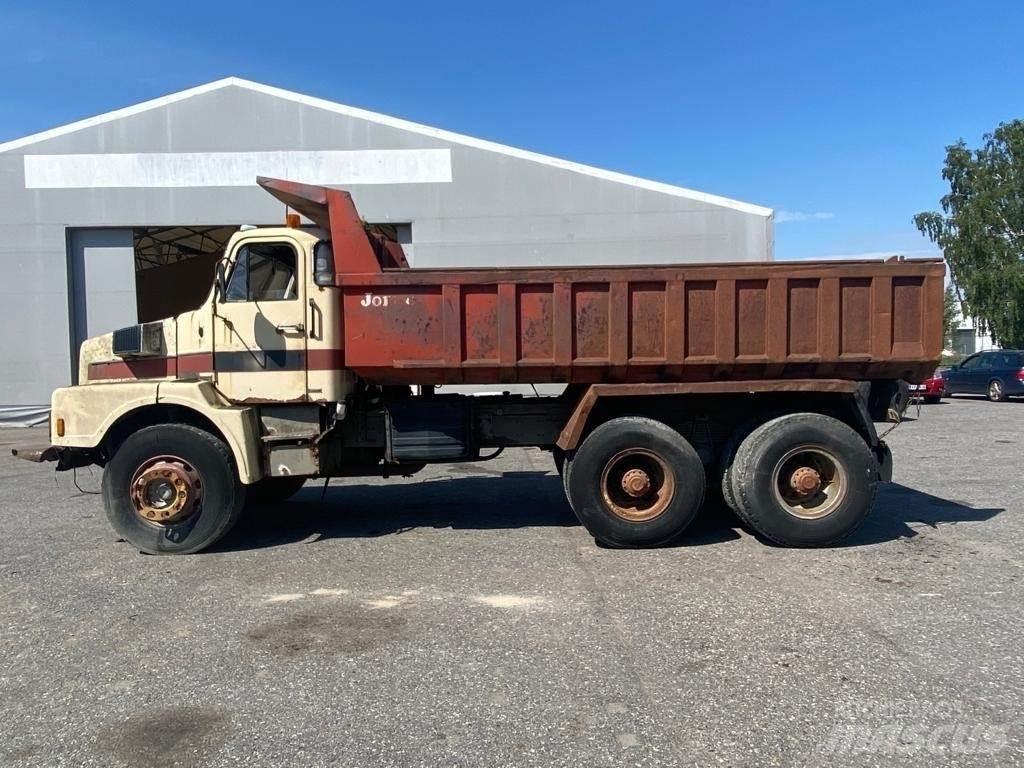 Volvo N12 6x4 덤프 트럭
