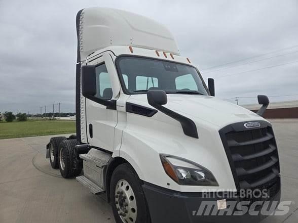 Freightliner CASCADIA 116 트랙터 유닛