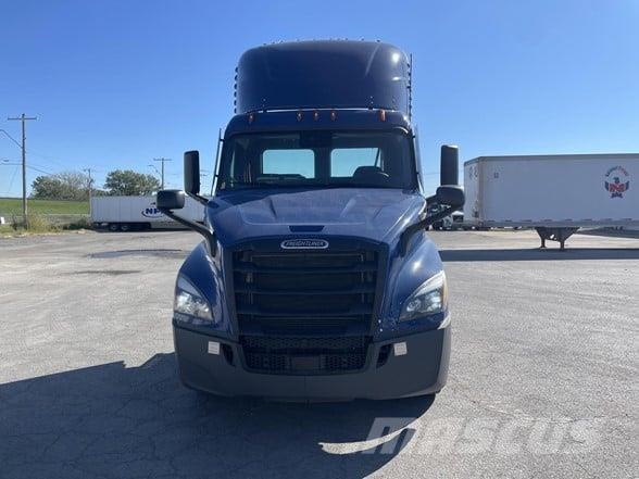 Freightliner CASCADIA 116 트랙터 유닛