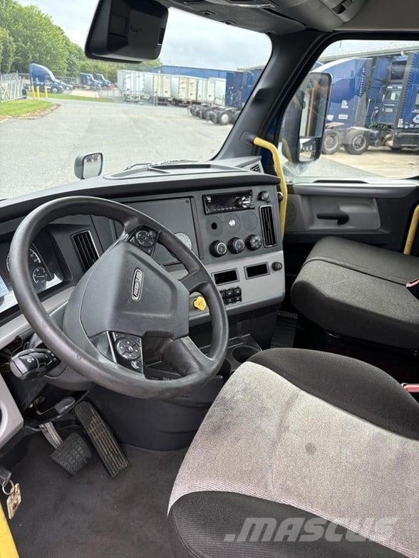 Freightliner CASCADIA 126 트랙터 유닛