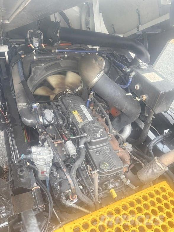 Kalmar OTTAWA 4X2 OFF-ROAD 터미널 트랙터