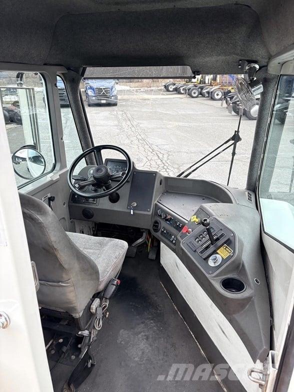 Kalmar OTTAWA 4X2 OFF-ROAD 터미널 트랙터