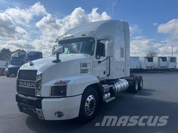 Mack ANTHEM 64T 트랙터 유닛