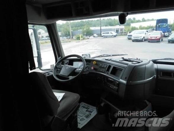Volvo VNL64T860 트랙터 유닛
