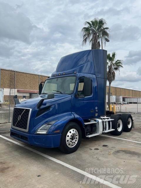 Volvo VNR64T300 트랙터 유닛