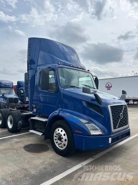 Volvo VNR64T300 트랙터 유닛