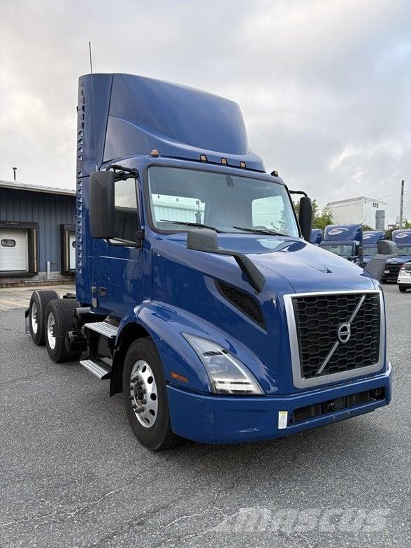 Volvo VNR64T300 트랙터 유닛