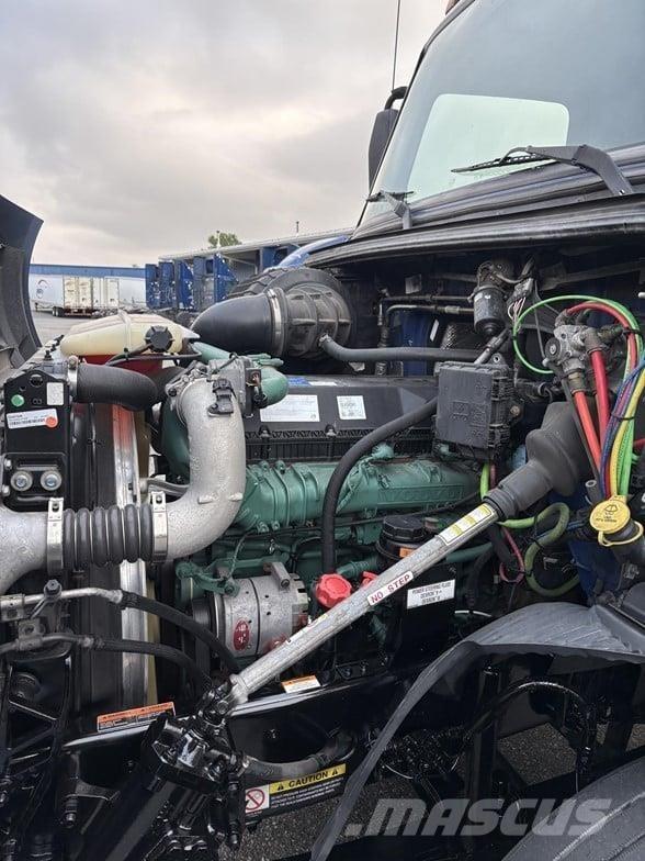 Volvo VNR64T300 트랙터 유닛