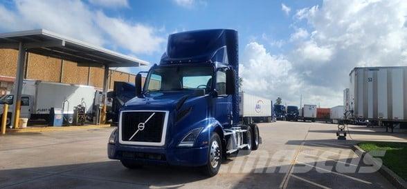 Volvo VNR64T300 트랙터 유닛