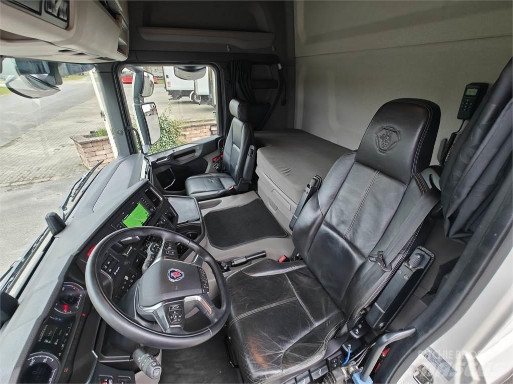 Scania G500 훅 리프트 트럭