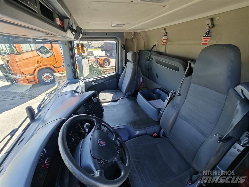 Scania P280 탑차 트럭