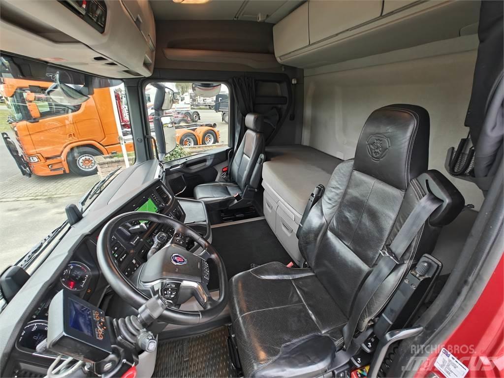 Scania R500 훅 리프트 트럭