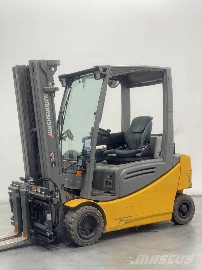 Jungheinrich EFG 320 전동 지게차