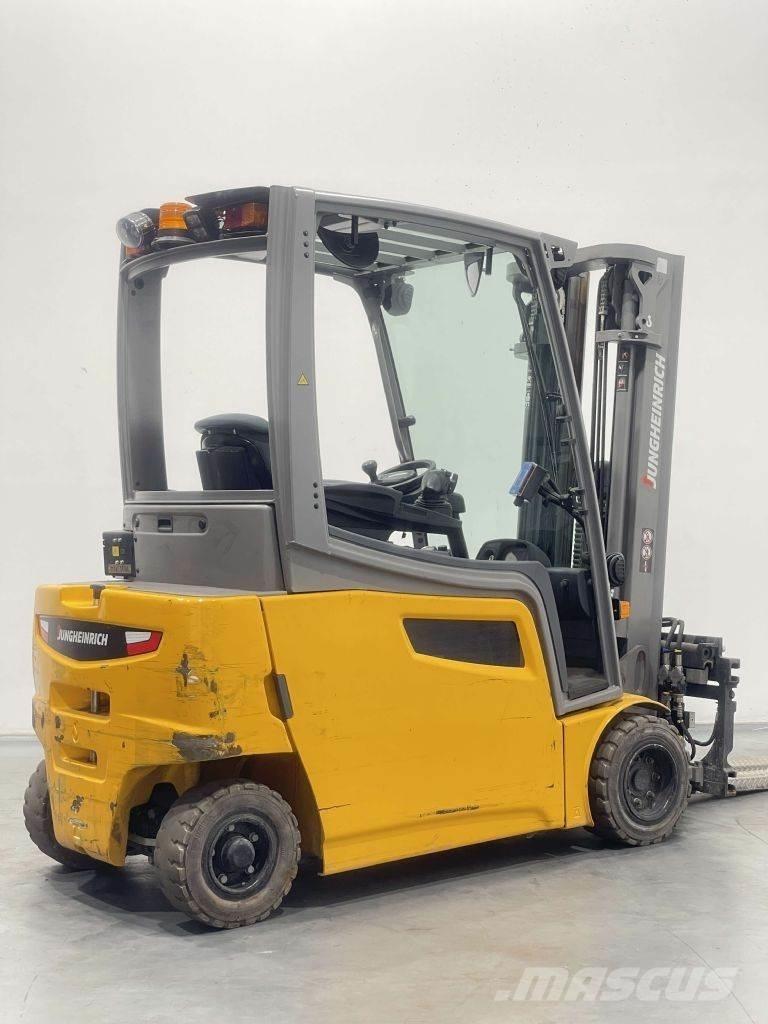 Jungheinrich EFG 320 전동 지게차