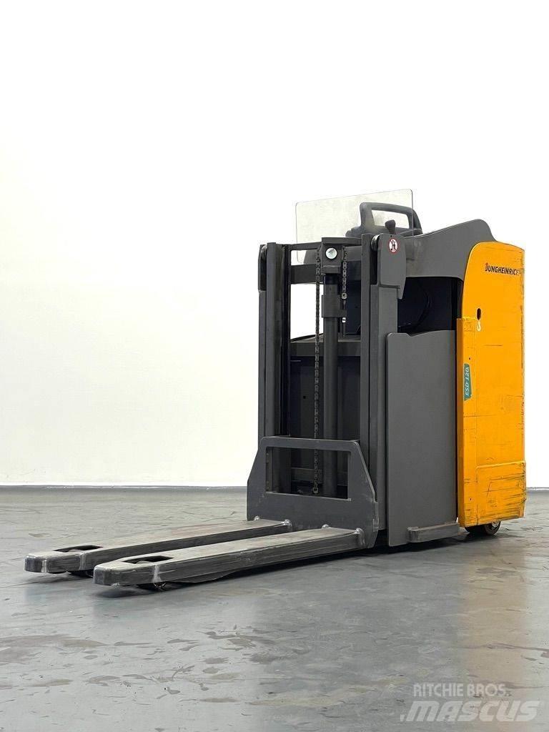Jungheinrich ESD 120 포크리프트