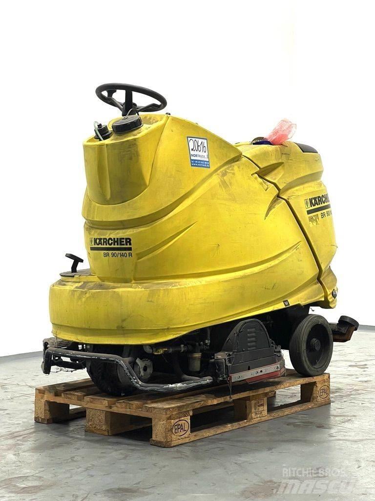 Kärcher BR90140R 도로 청소차