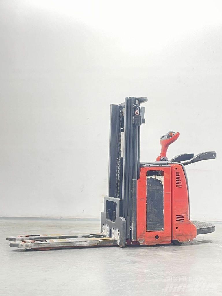 Linde D12AP-133 포크리프트
