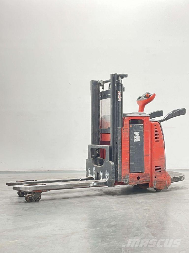 Linde D12HPAP-133 포크리프트
