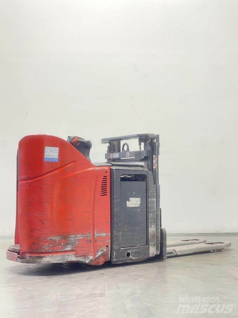 Linde D12HPSP-133 포크리프트