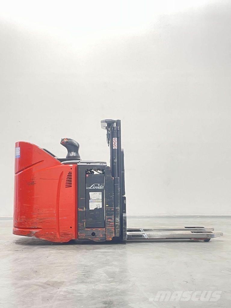Linde D12SPHP-133 포크리프트