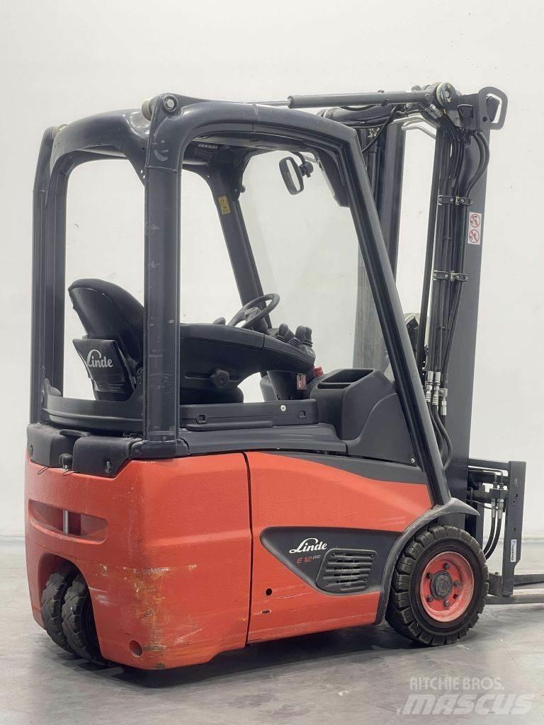Linde E12-02-386 전동 지게차