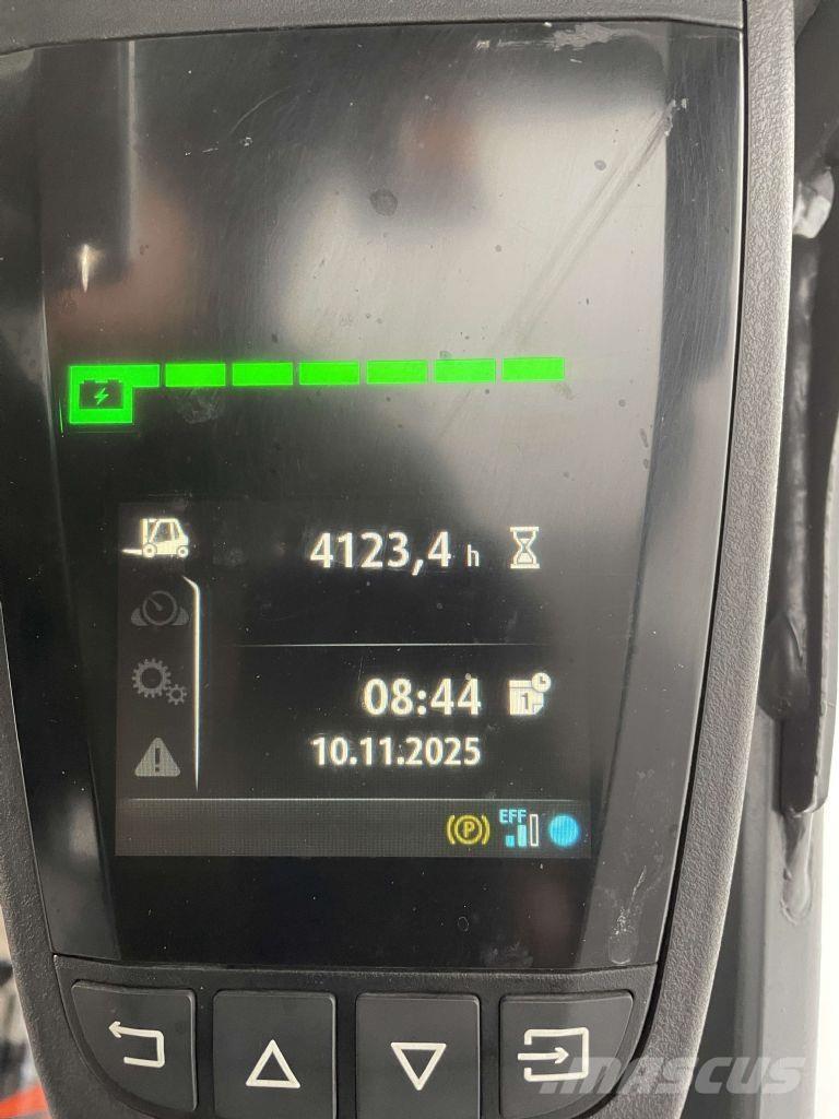 Linde E16C-02-386 전동 지게차