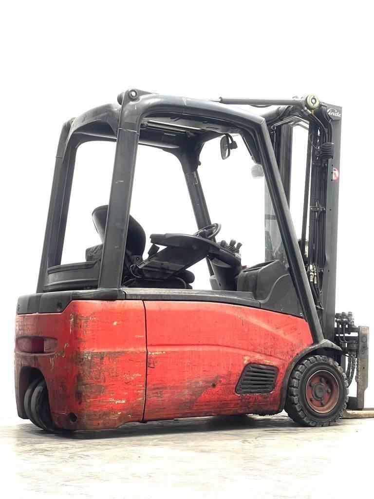 Linde E16L-386 전동 지게차