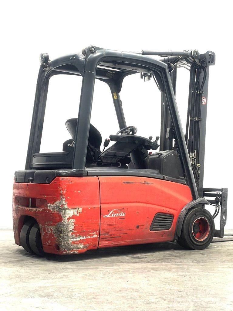 Linde E18L-386 전동 지게차
