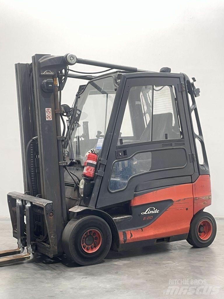 Linde E20-01-387 전동 지게차