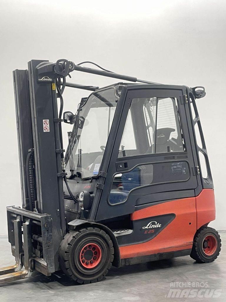 Linde E25-01-387 전동 지게차