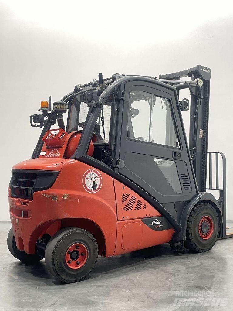 Linde H30T-02-393 LPG 지게차