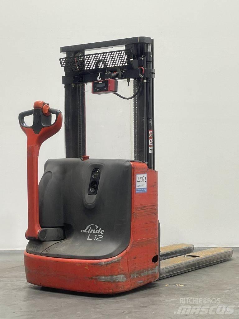 Linde L12 포크리프트