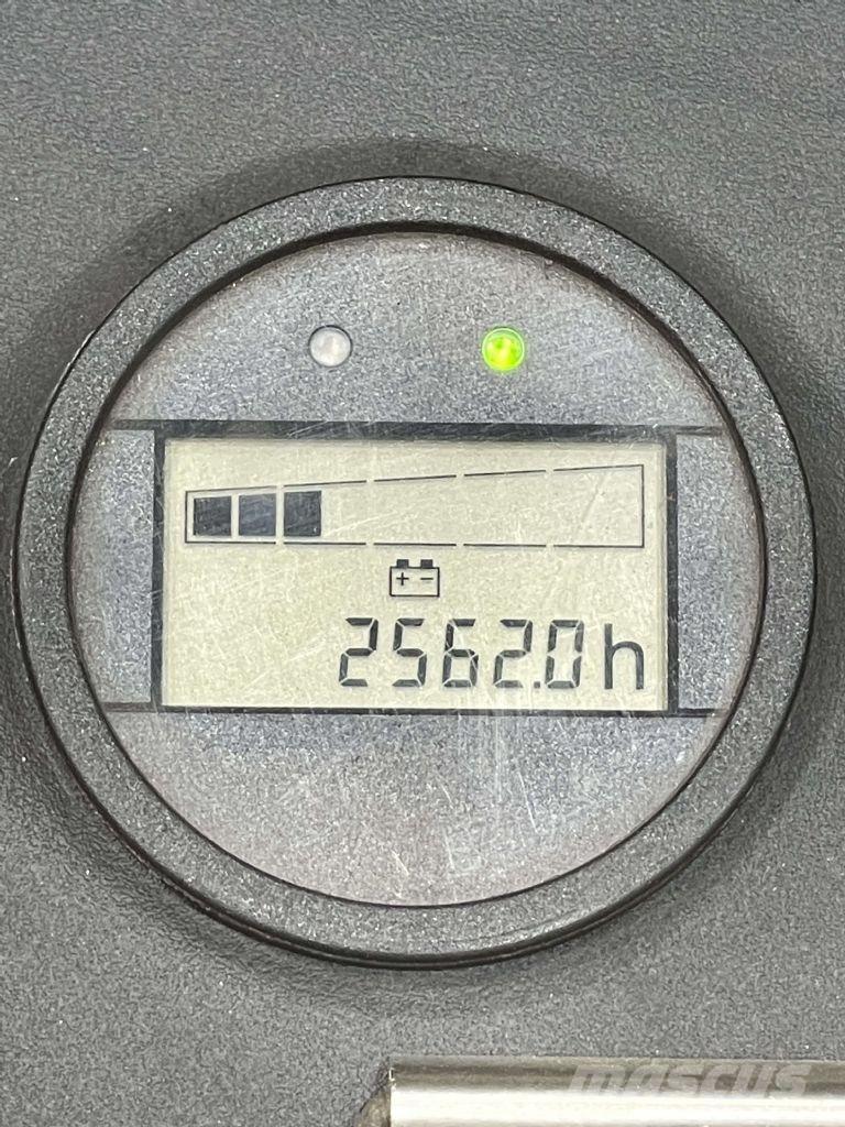 Linde P20-1193 견인 트럭