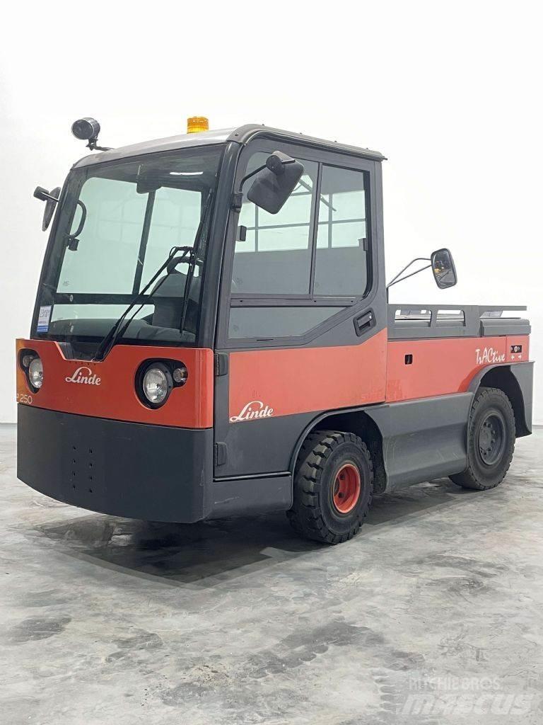 Linde P250-127 견인 트럭