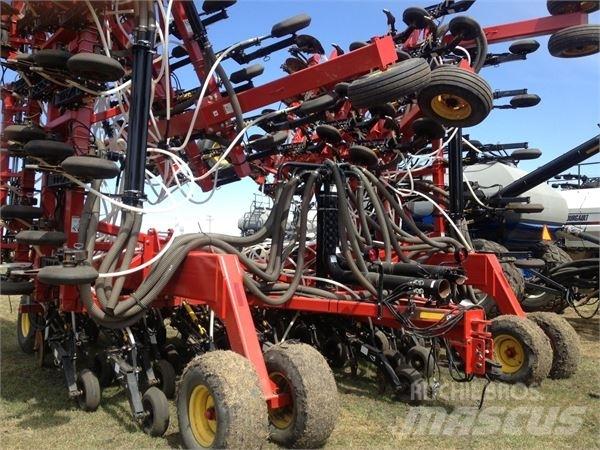 Bourgault 3310 드릴