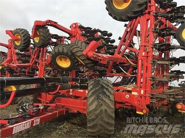 Bourgault 3720-70 드릴