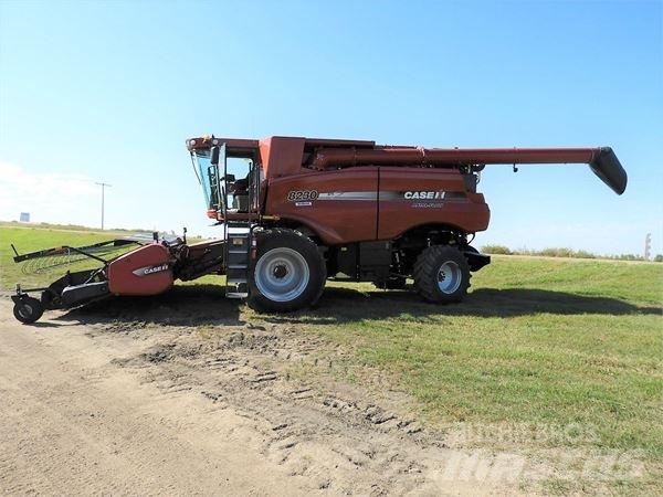 Case IH 8230 콤바인 수확기