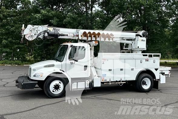 Altec DM47BTR 트럭 탑재 고소작업대