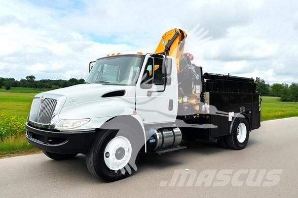 Effer 135/3S 목재 크레인