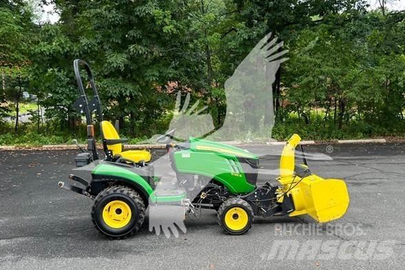 John Deere 1025R 트랙터