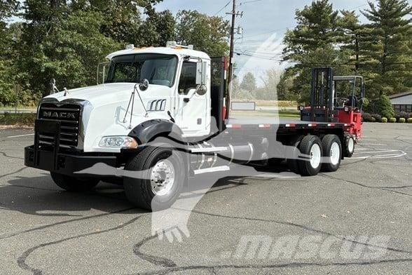 Moffett M55 트럭 장착 포크리프트