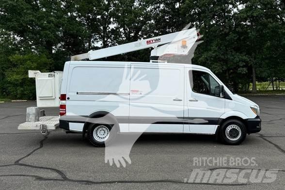 Skyvan UVN35A 트럭 탑재 고소작업대