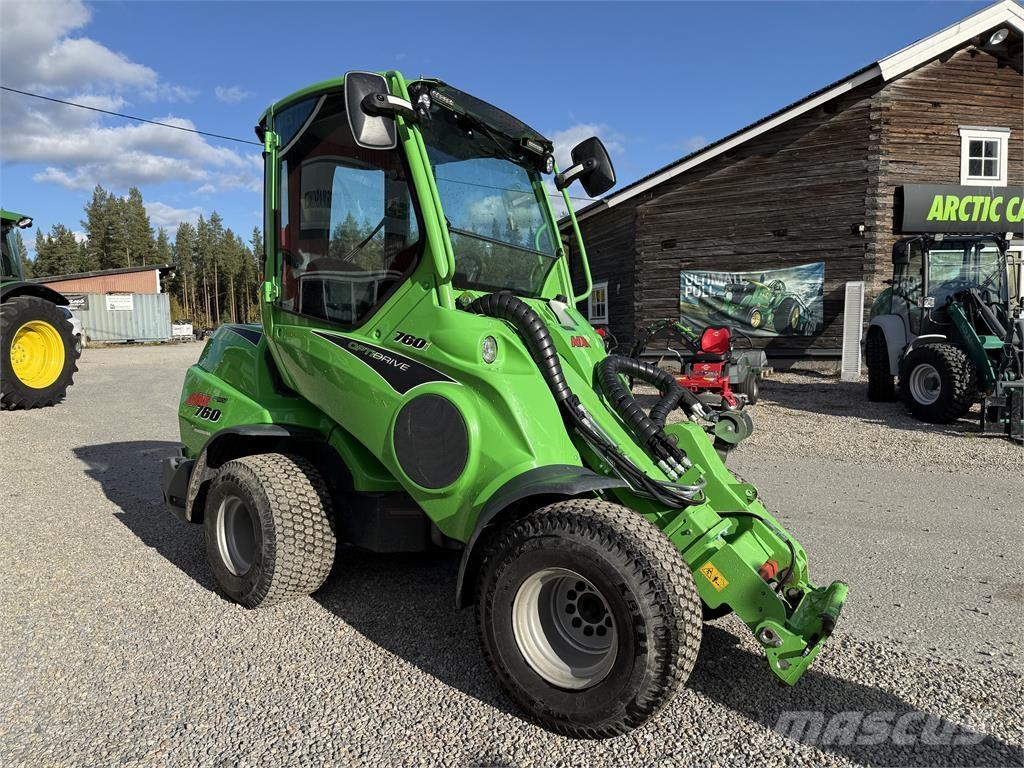 Avant 760i  스키드로더