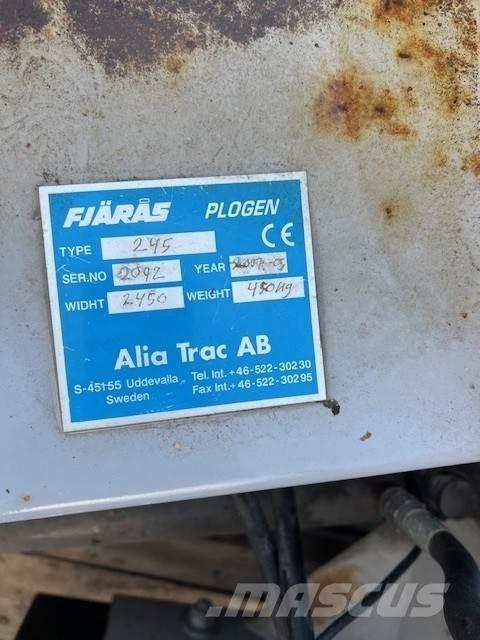 Fjärås 245 VIKPLOG 제설 블레이드 및 제설기
