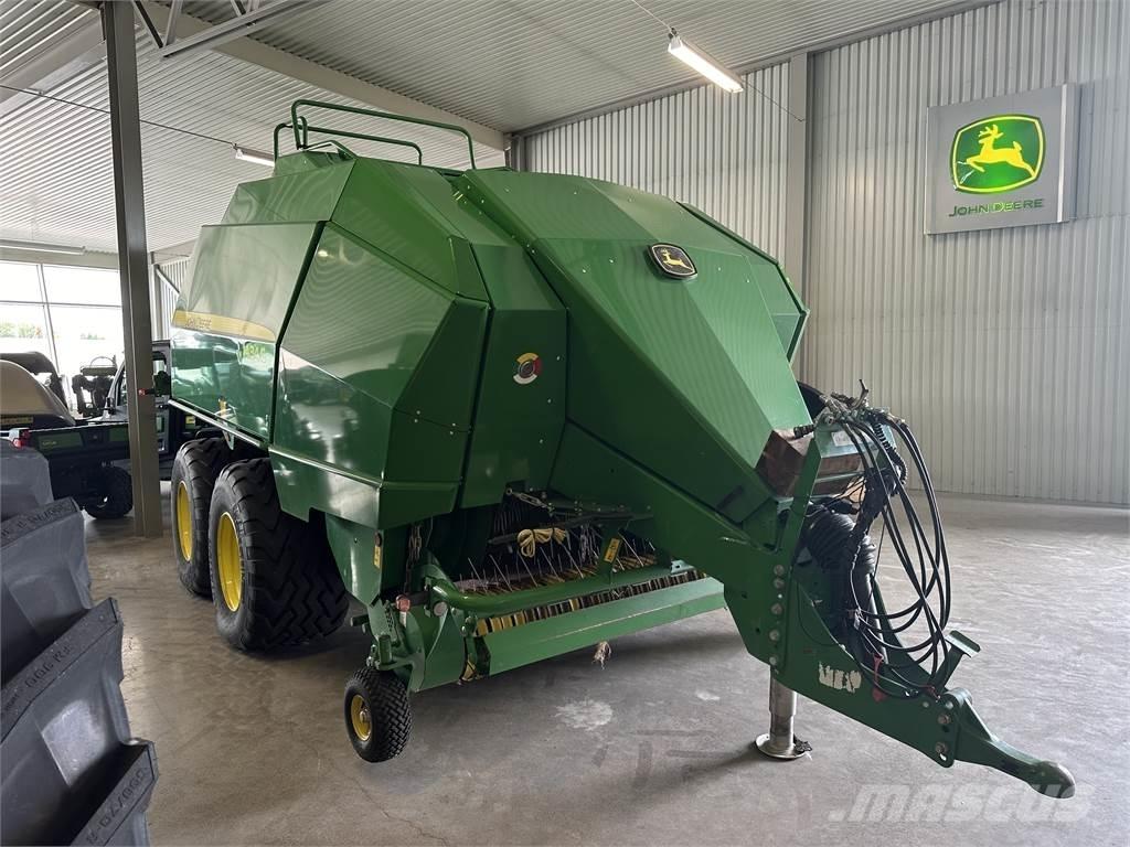 John Deere 1434 원형 곤포기